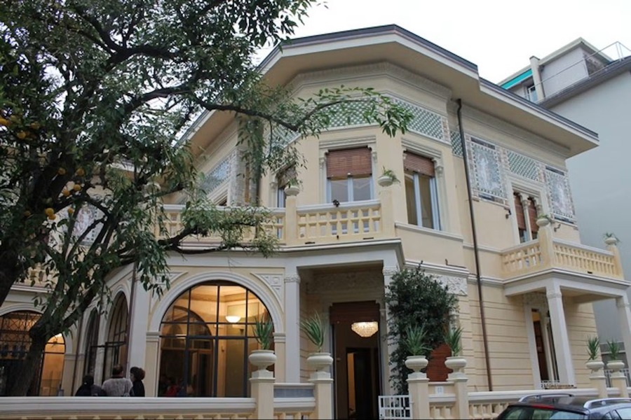 Visite gratuite a Villa Argentina