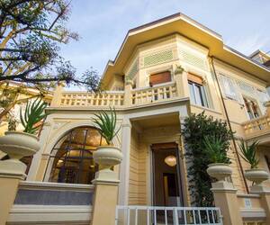 A Villa Argentina ‘Dal bianco al blu’ per scoprire la Versilia attraverso l’arte