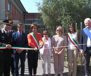 Taglio del nastro per la nuova caserma dei carabinieri di Altopascio