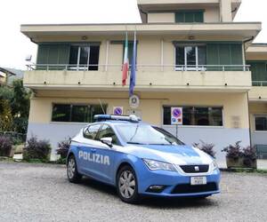 Ruba in un supermercato di Pescia: arrestato 26enne residente ad Altopascio