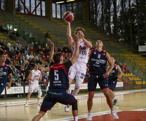 Il Bcl lancia la sfida a Cecina per il riscatto: domenica 1 marzo la sfida verità per il podio della classifica