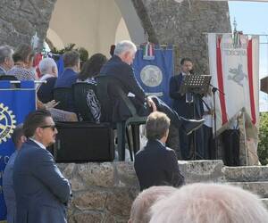 Grande emozione alla commemorazione della strage per il Rotary Club Sant’Anna di Stazzema