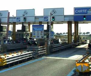 Lavori sulla A11 Firenze-Pisa nord: chiusura notturna della stazione di Altopascio