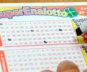 Superenalotto, centrati due 5 da 10500 euro a Viareggio e a Barga
